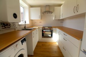Kitchen- click for photo gallery